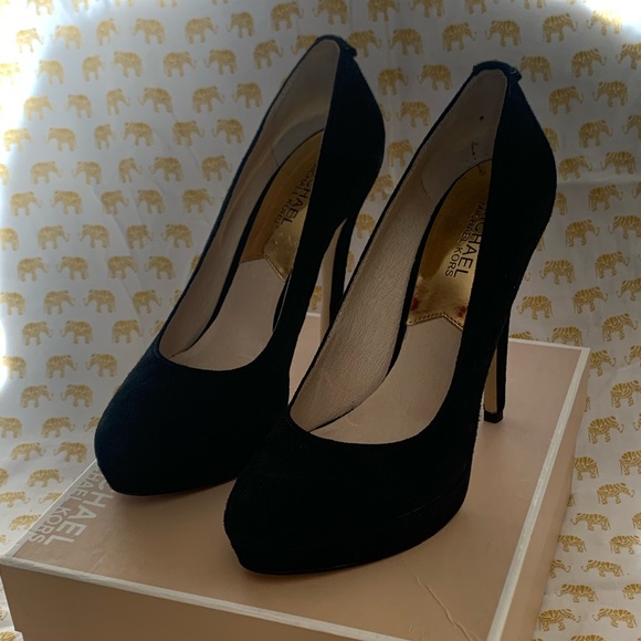 Michael Kors York Pump - Picture 1 of 5